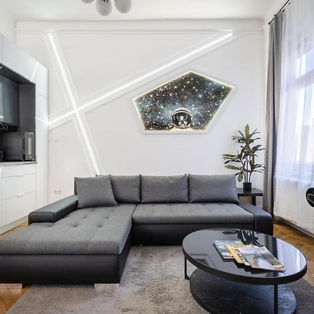 Galaxy Cube Apartment Budapešť Exteriér fotografie