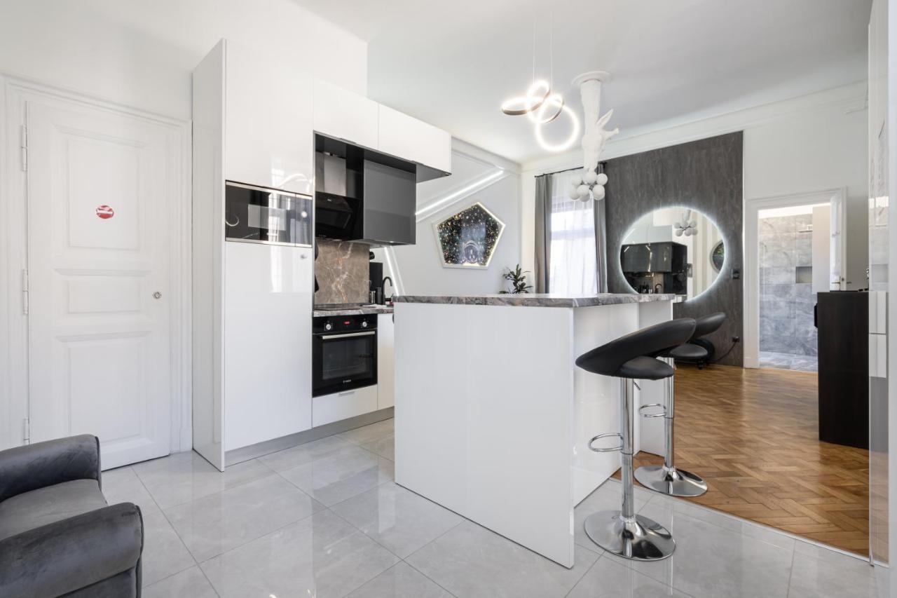 Galaxy Cube Apartment Budapešť Exteriér fotografie