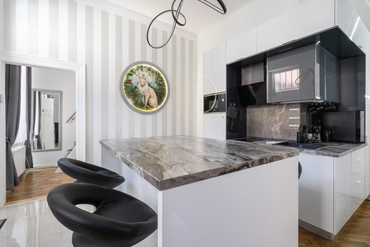Galaxy Cube Apartment Budapešť Exteriér fotografie